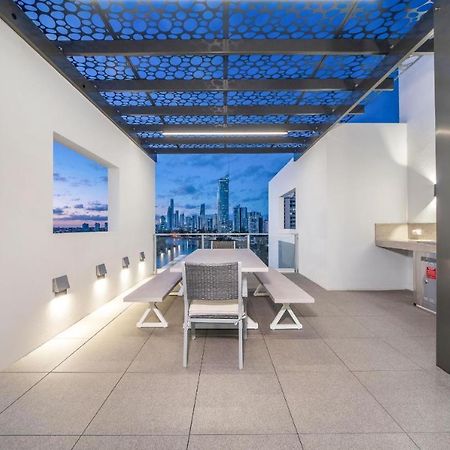 Serenity Surfers Paradise Gold Coast Dış mekan fotoğraf