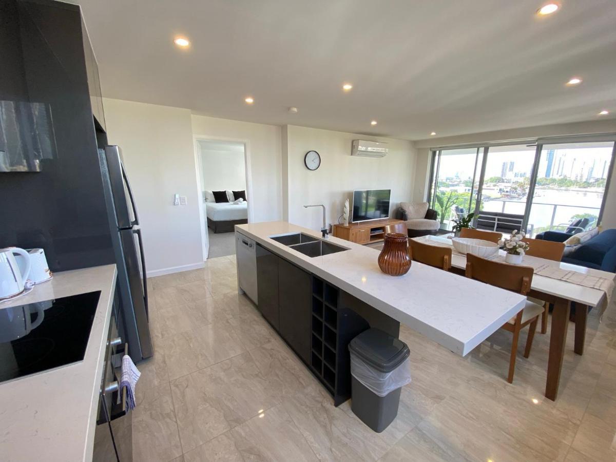 Serenity Surfers Paradise Gold Coast Dış mekan fotoğraf