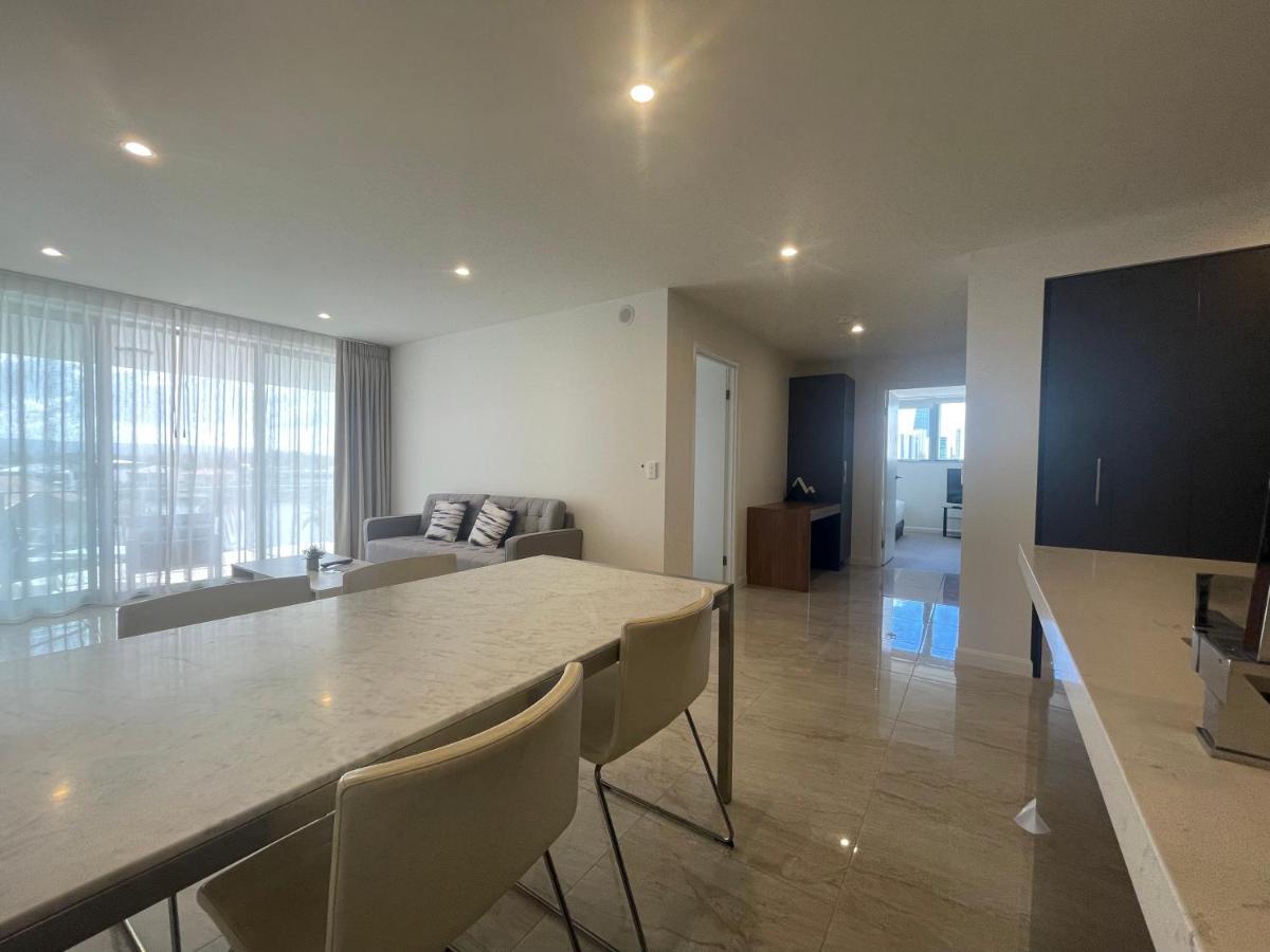 Serenity Surfers Paradise Gold Coast Dış mekan fotoğraf